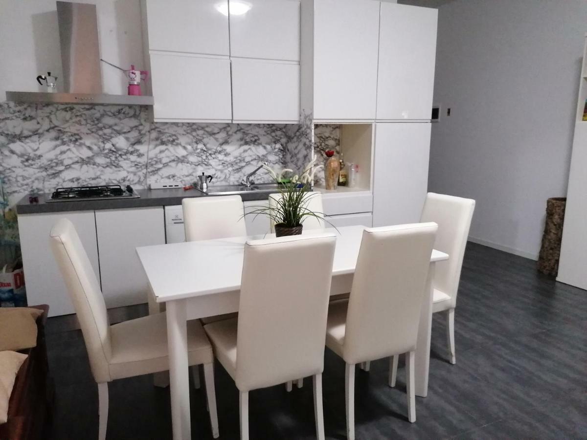 Casa Nuccia 1 Hotell Milano Exteriör bild